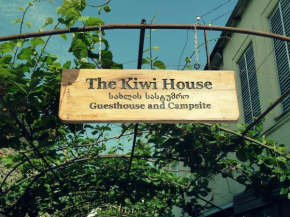 Отель The Kiwi House  Лагодехи